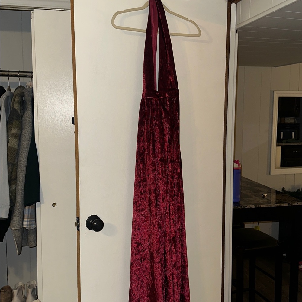 Lulu's Burgundy Velvet Halter Dress - Picture 4 of 6